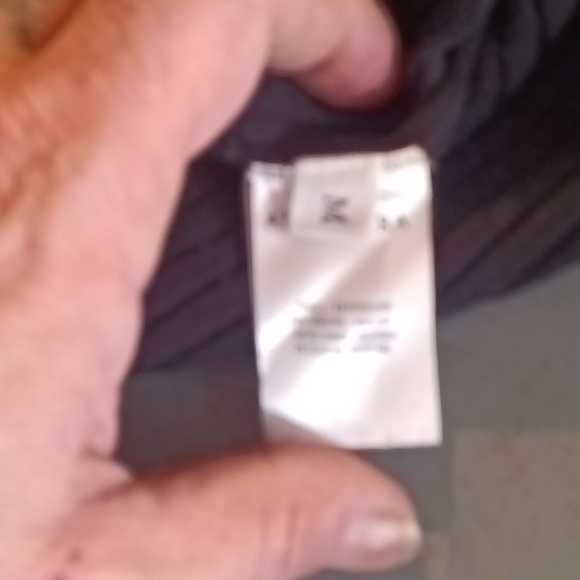 Dress - Picture 6 of 7